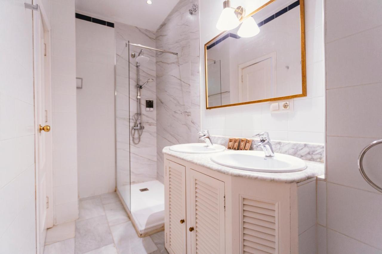 شقة Bright And Cozy-1Bd 1Bth & 2Bd 1Bth- La Giralda إشبيلية المظهر الخارجي الصورة