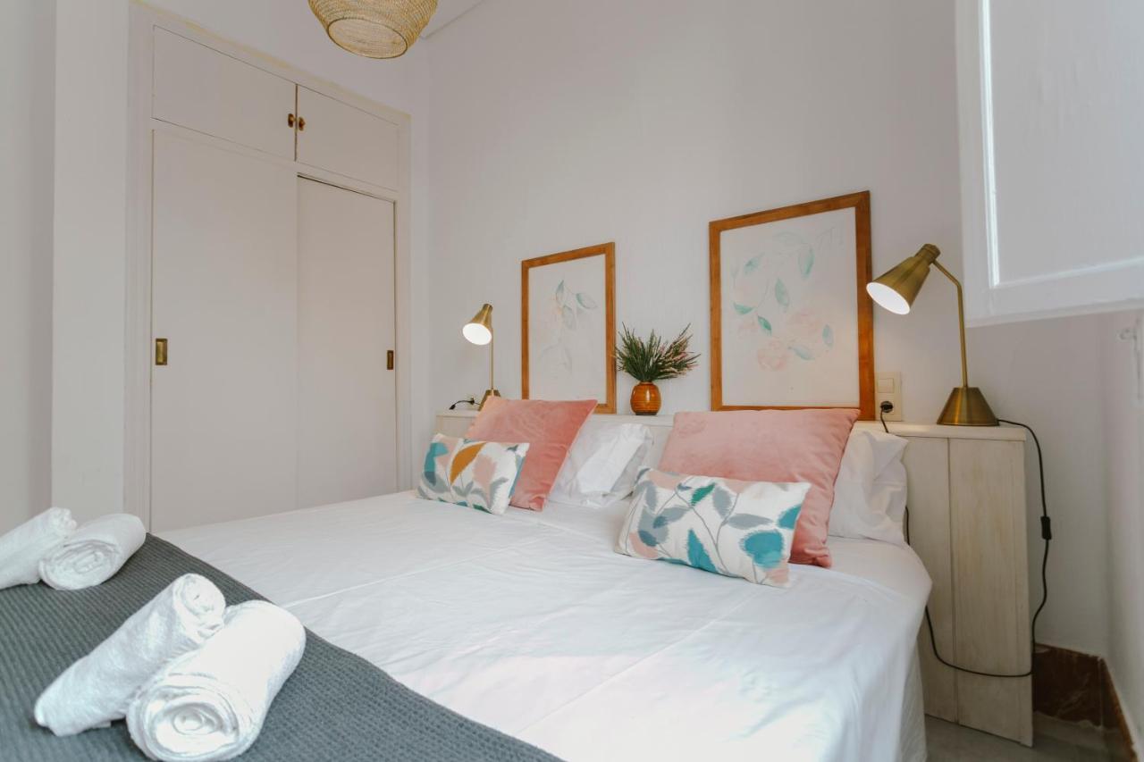 شقة Bright And Cozy-1Bd 1Bth & 2Bd 1Bth- La Giralda إشبيلية المظهر الخارجي الصورة