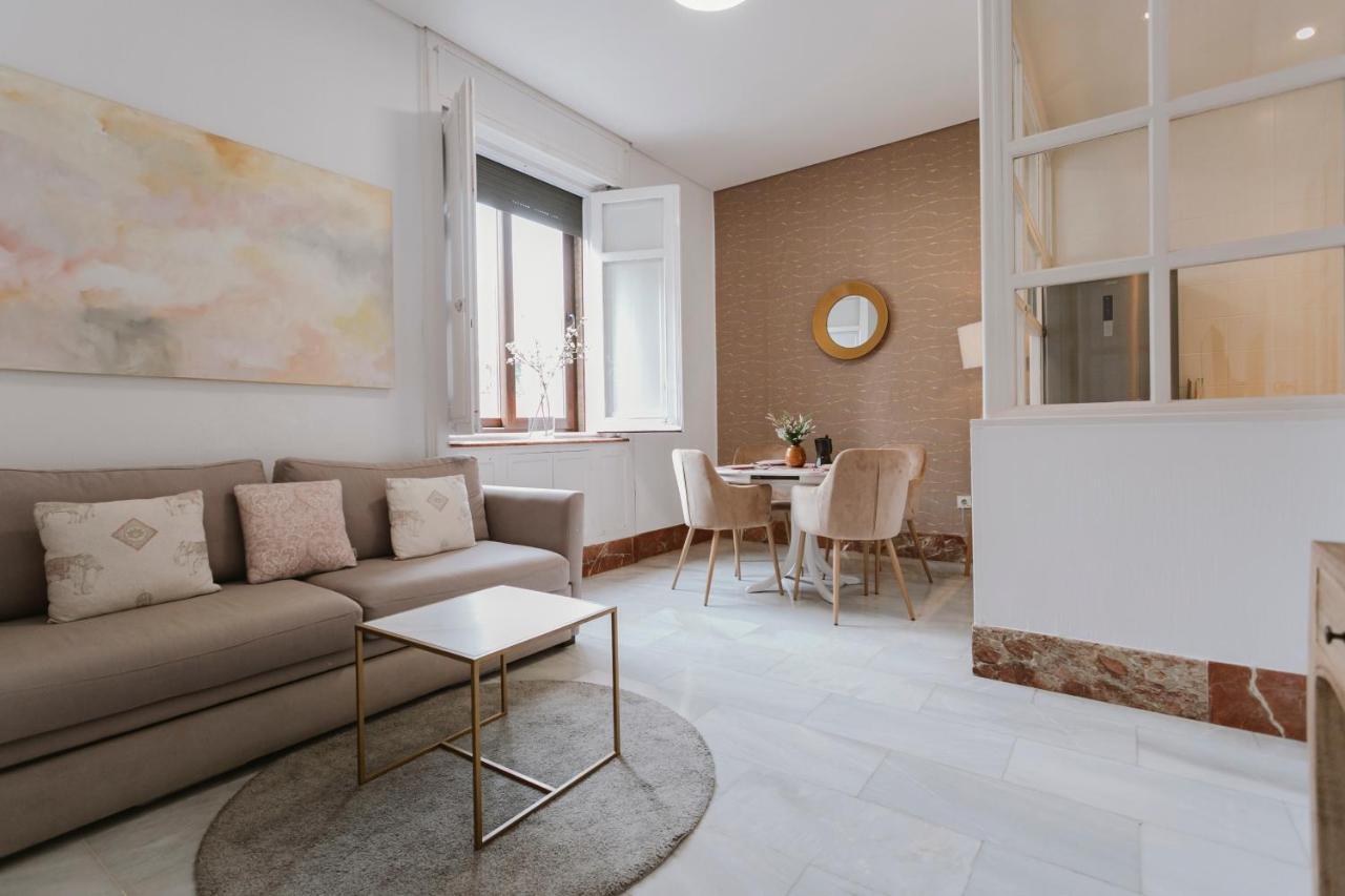 شقة Bright And Cozy-1Bd 1Bth & 2Bd 1Bth- La Giralda إشبيلية المظهر الخارجي الصورة